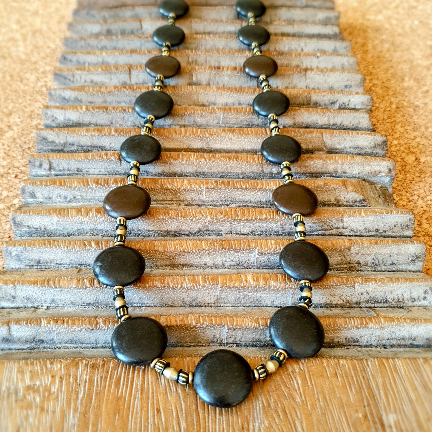 U0123 | Long unique necklace