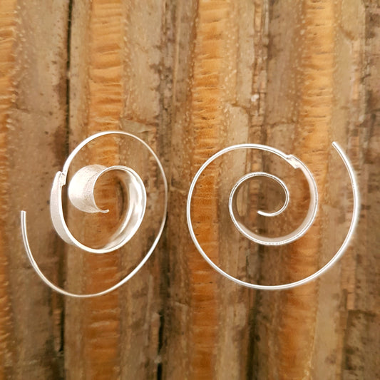 O0819 | Earrings