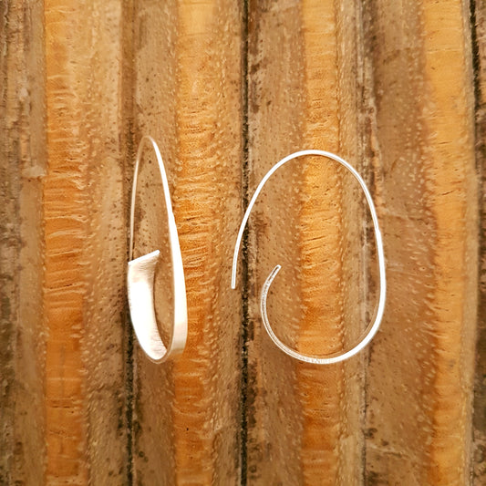O0826 | Earrings