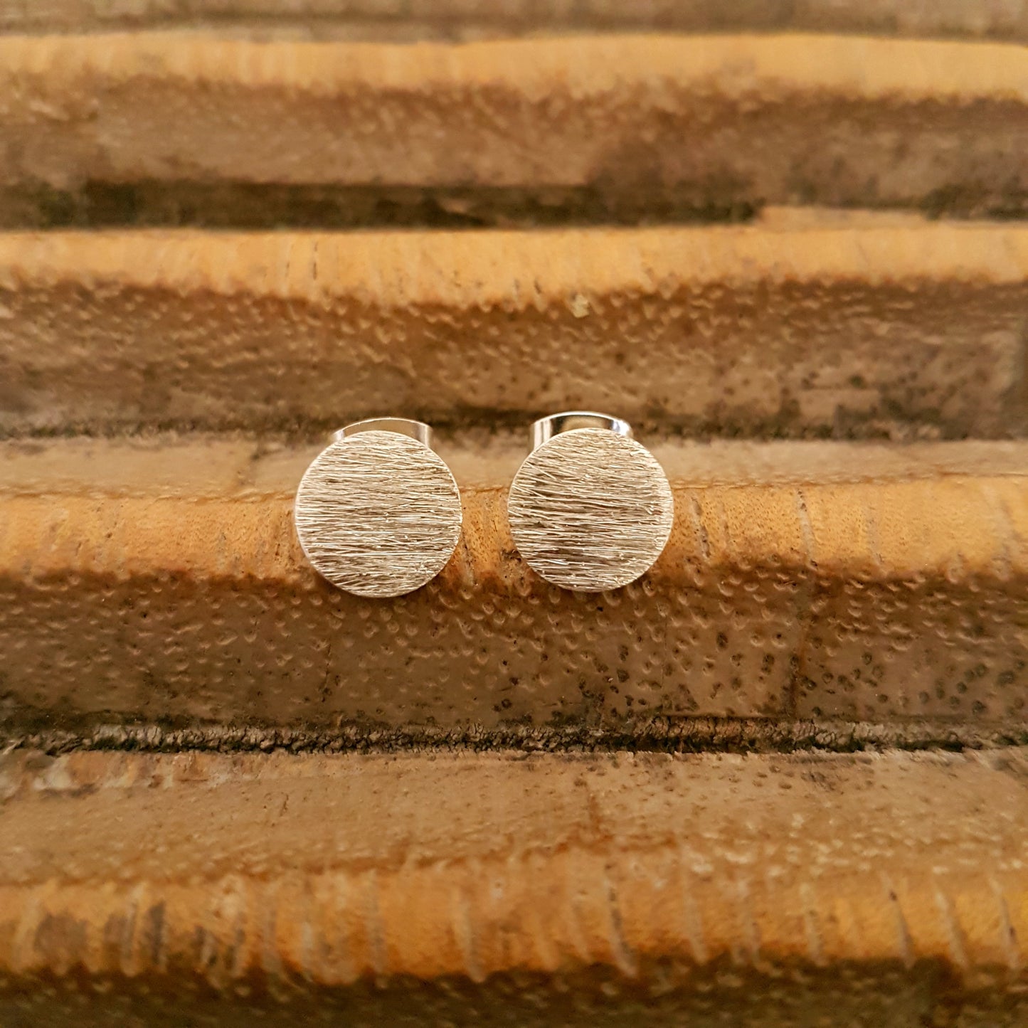 Ohrstecker aus mattiertem Sterlingsilber