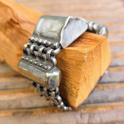 Q0107 | Antikes Tamilisches Silber-Gliederarmband