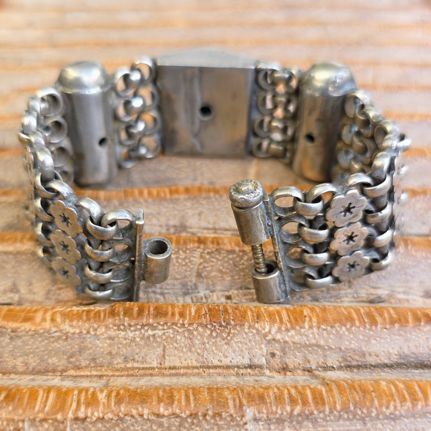 Q0107 | Antikes Tamilisches Silber-Gliederarmband