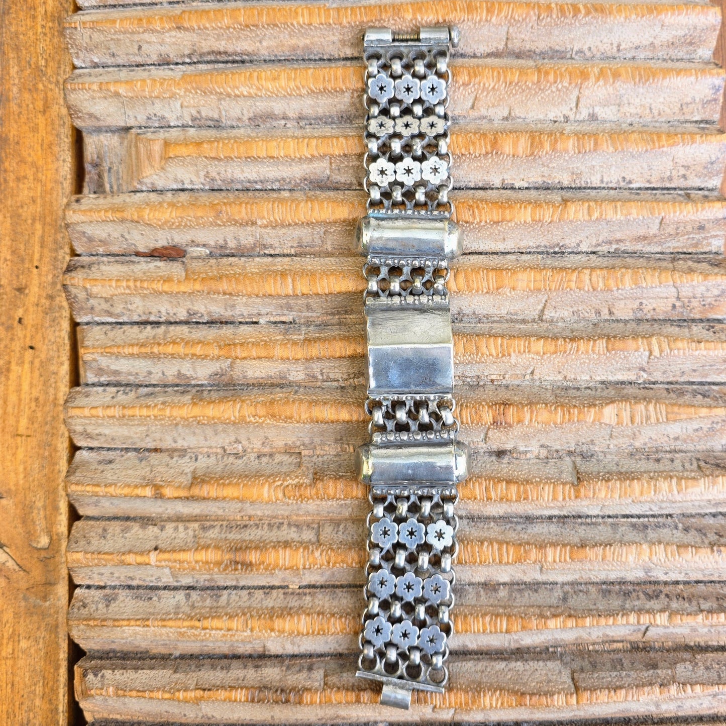 Q0107 | Antikes Tamilisches Silber-Gliederarmband