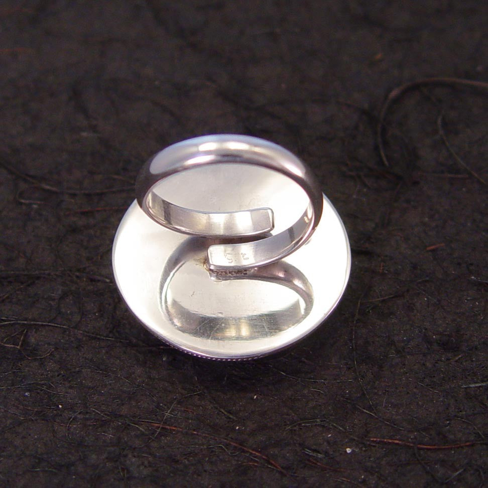 R0914 | Ring
