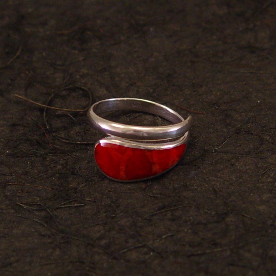 R0945 | Ring