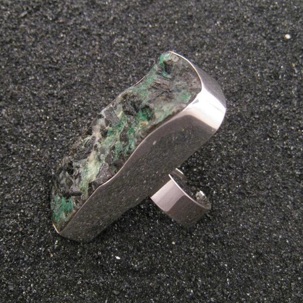 R1183 | Ring