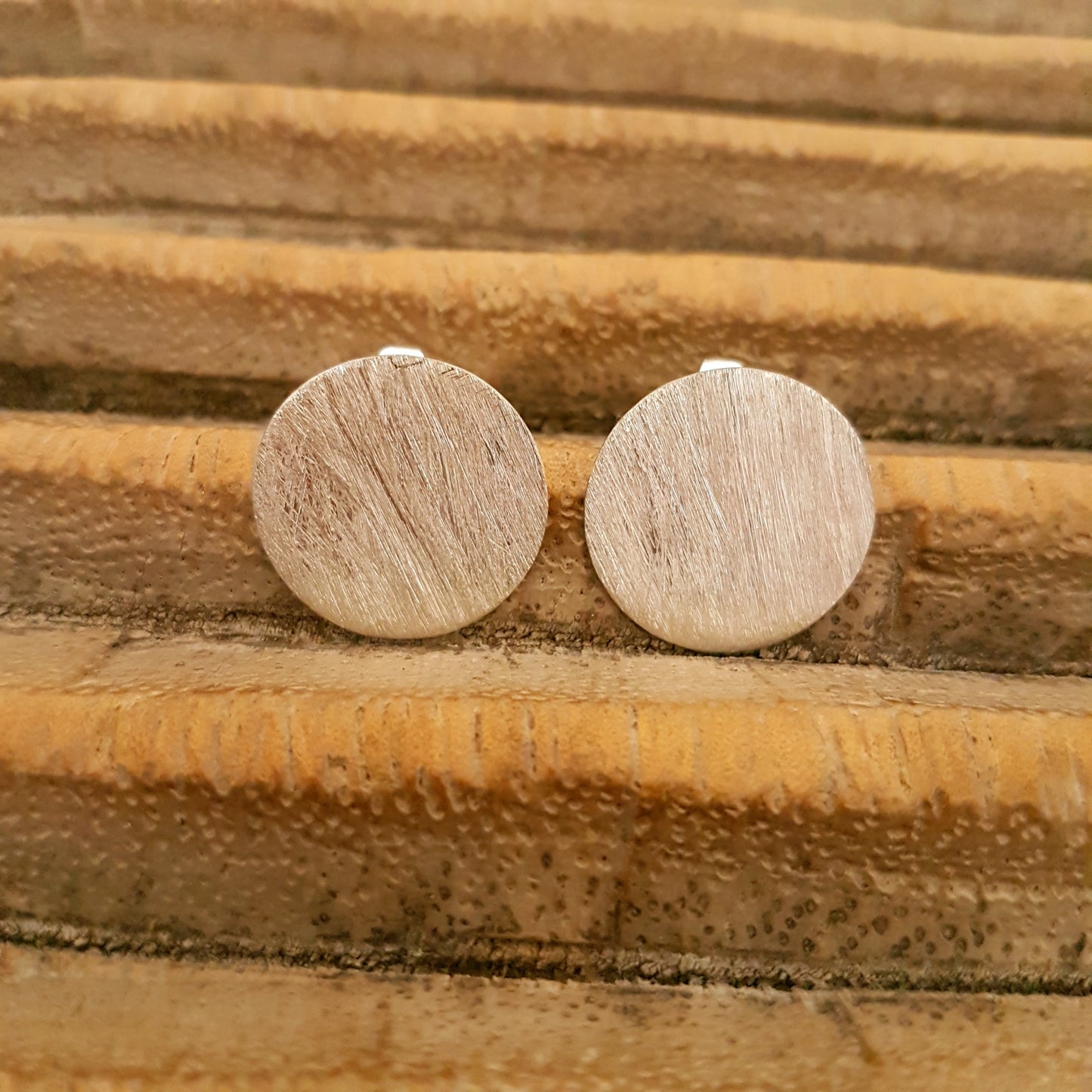 S1545 | Stud earrings